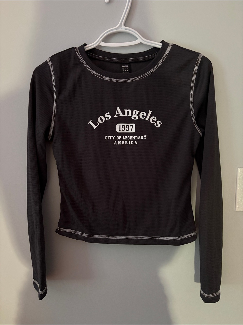 SHEIN Black Long Sleeve Los Angeles Graphic Top